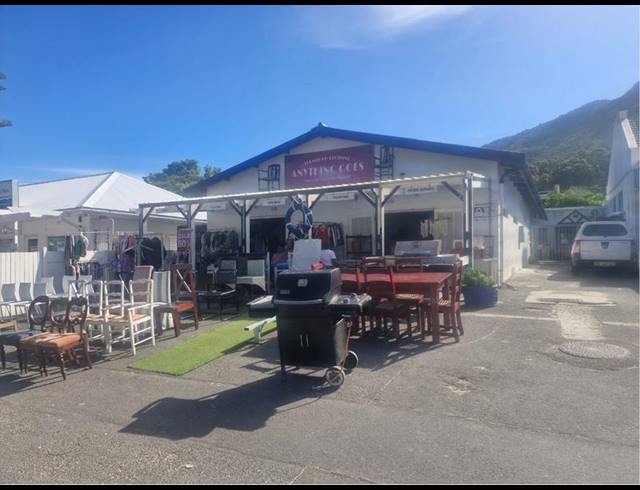 BUSINESS PROPERTY TO RENT IN HOUT BAY CENTRAL